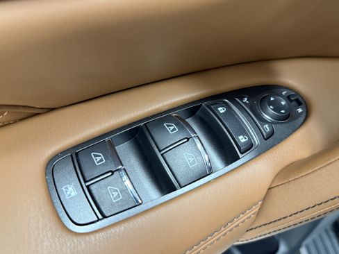 Used 2023 INFINITI QX80 Sensory w/ Cargo Package RWD image 11