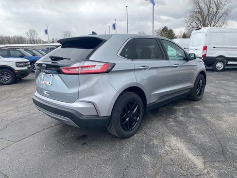 Used 2024 Ford Edge SEL AWD/4WD image 7