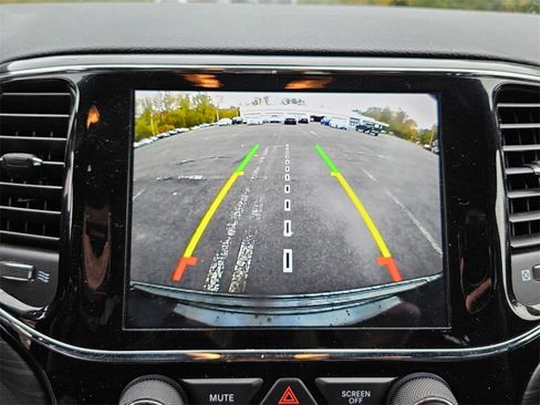 Used 2020 Jeep Grand Cherokee Altitude image 16