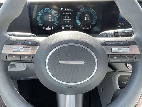 New 2026 Hyundai Kona SE image 19