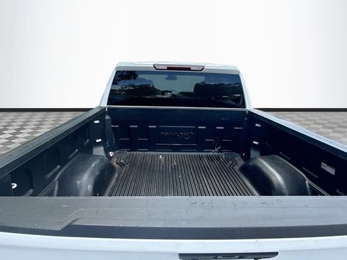 Used 2025 Chevrolet Silverado 1500 LT RWD image 27