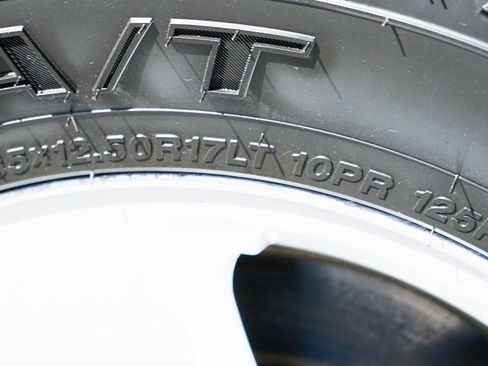 Used 2018 RAM 1500 Big Horn image 38