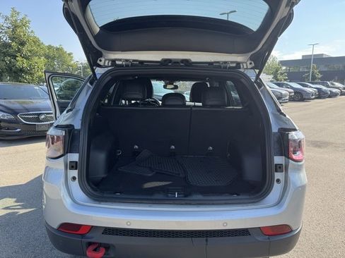 Used 2024 Jeep Compass Trailhawk image 23