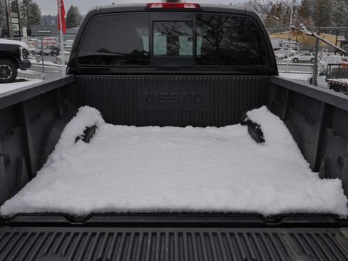 Used 2017 Nissan Frontier SV w/ Moonroof Package image 21