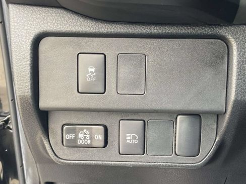 Used 2023 Toyota Tacoma SR AWD/4WD image 25