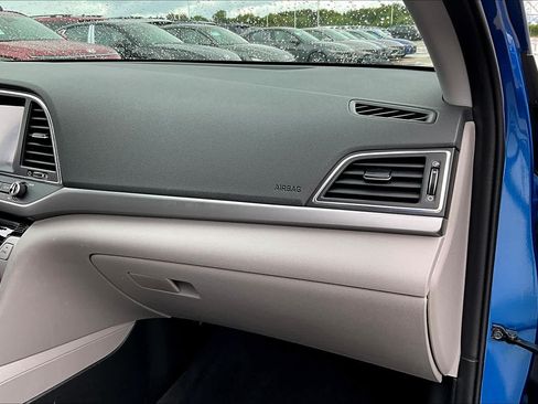 Used 2018 Hyundai Elantra Value Edition FWD image 18
