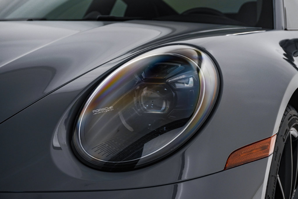Certified 2024 Porsche 911 Carrera RWD image 7