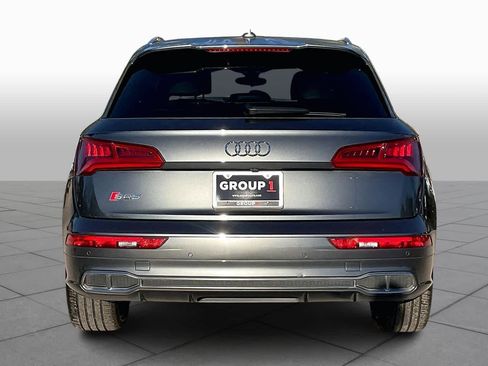 Used 2018 Audi SQ5 Prestige w/ Prestige Package image 5