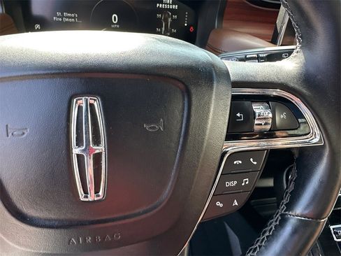 Used 2022 Lincoln Nautilus Reserve image 27