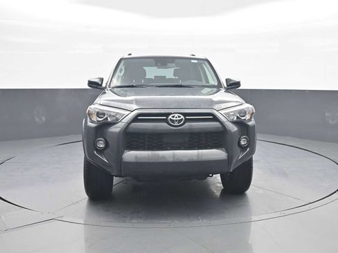 Used 2024 Toyota 4Runner SR5 image 3