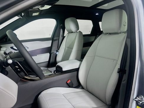 Used 2026 Land Rover Range Rover Velar Dynamic SE image 22