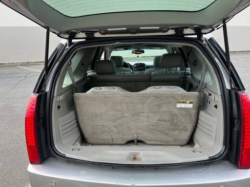 Used 2004 Cadillac SRX V8 AWD/4WD image 16