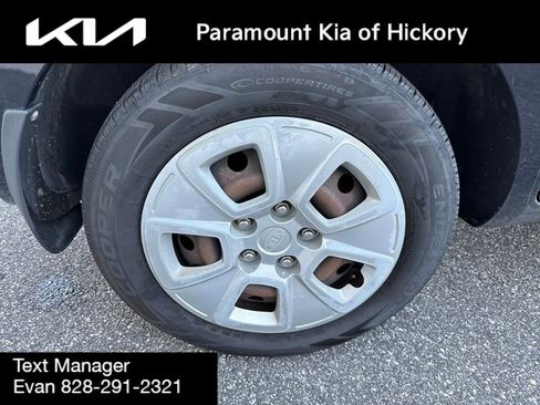 Used 2012 Kia Soul FWD image 9