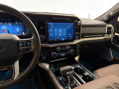 Used 2024 Ford F150 King Ranch w/ FX4 Off-Road Package image 18