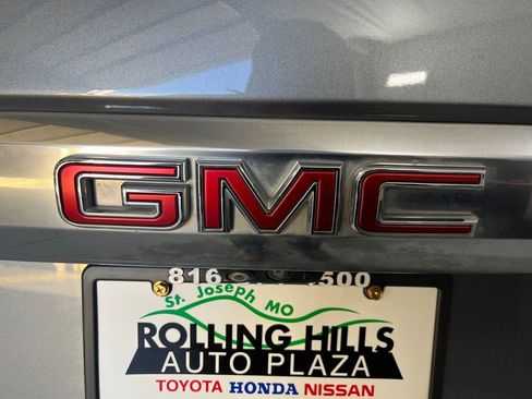 Used 2021 GMC Yukon Denali w/ Denali Premium Package image 73