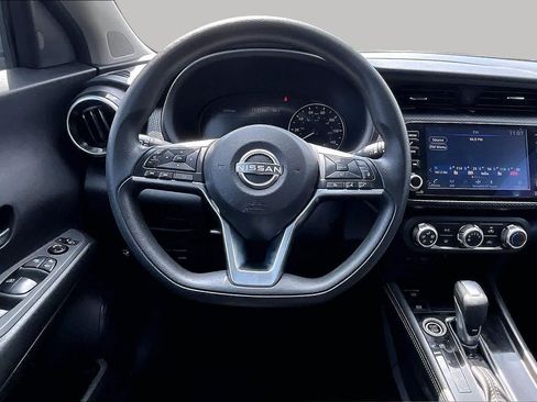 Certified 2024 Nissan Kicks SV w/ Interior Electronics Package FWD image 6
