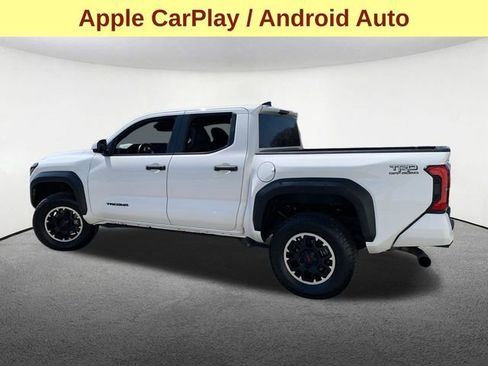 Used 2024 Toyota Tacoma TRD Off-Road AWD/4WD image 6