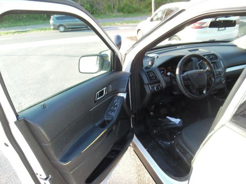 Used 2018 Ford Explorer 4WD Police Interceptor w/ Ultimate Wiring Package image 9