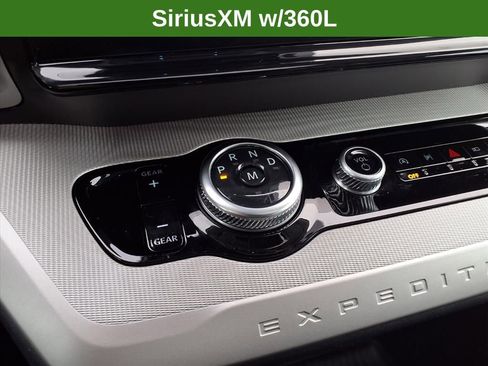 Used 2025 Ford Expedition Active image 14