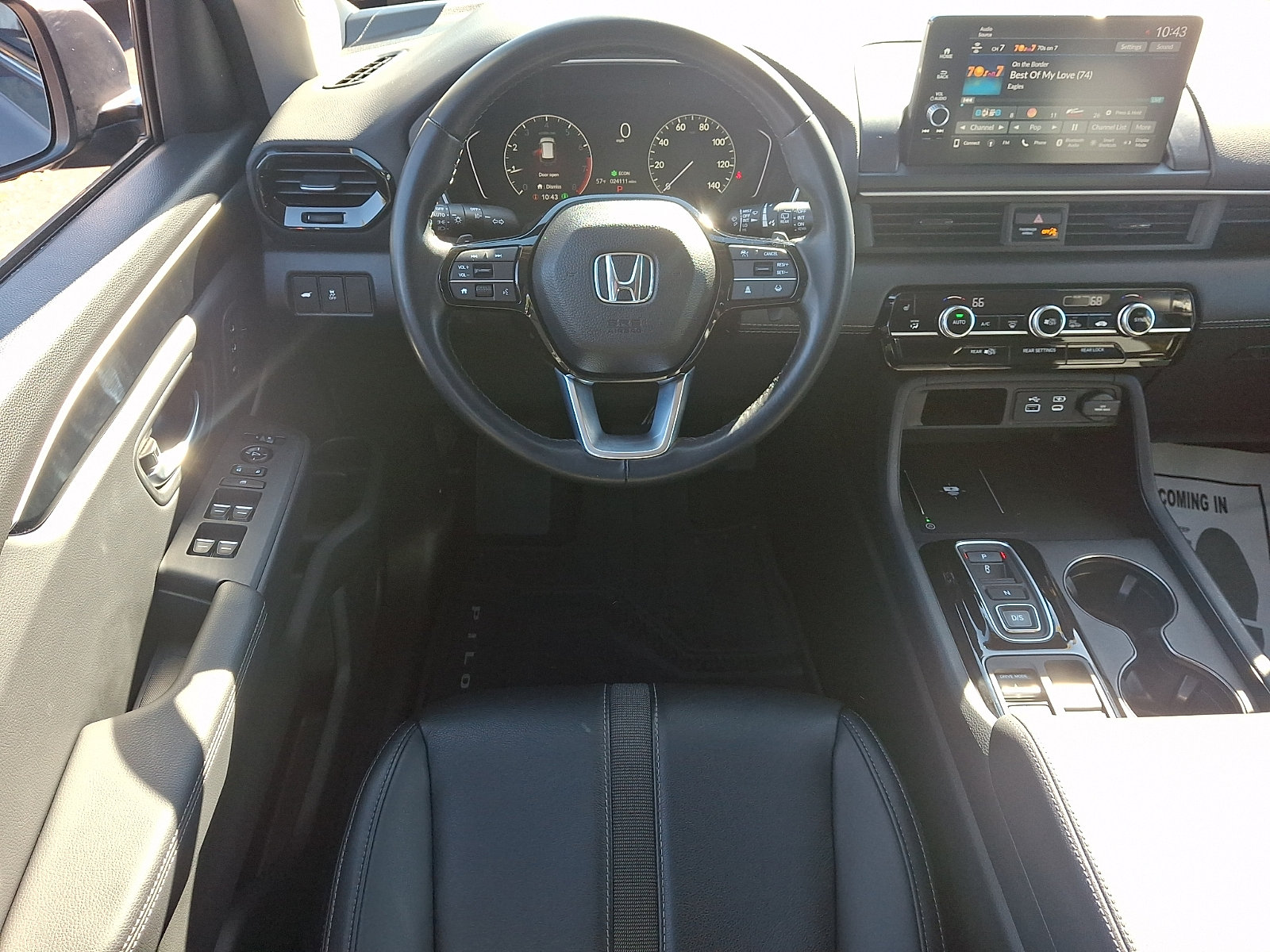Used 2025 Honda Pilot EX-L image 11