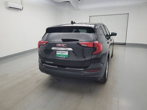 Used 2019 GMC Terrain SLE w/ LPO, Floor Liner Package FWD image 7