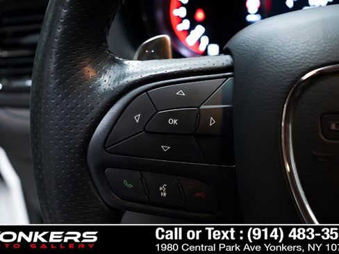 Used 2022 Dodge Durango R/T w/ Blacktop Package image 32
