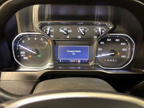 Used 2020 GMC Sierra 1500 SLE w/ SLE Value Package image 33