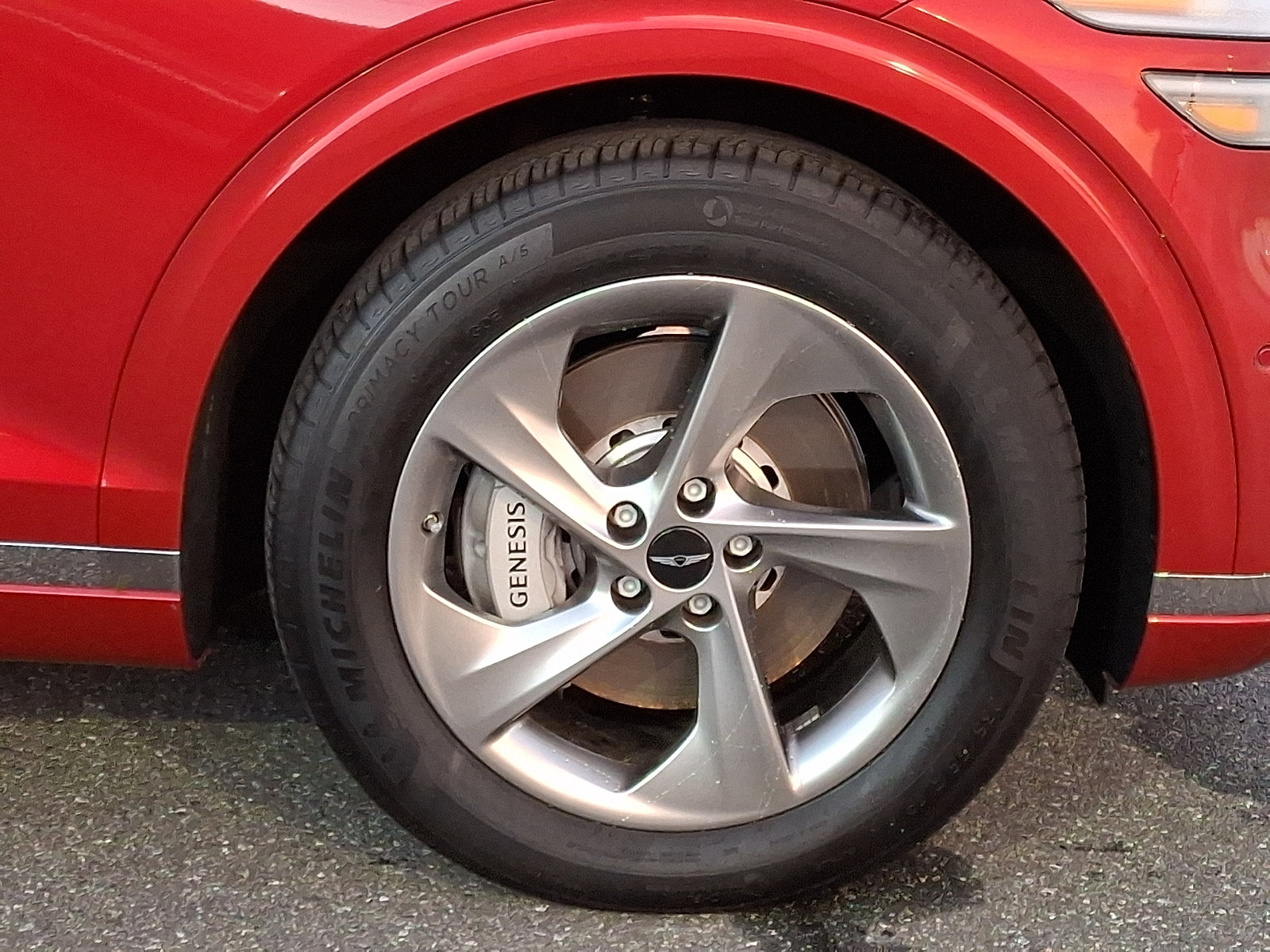 Certified 2026 Genesis GV70 2.5T Advanced AWD/4WD image 8