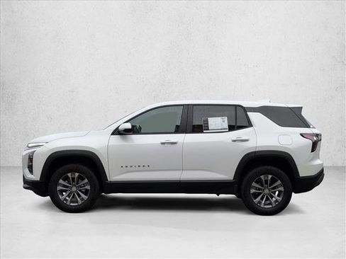 Used 2025 Chevrolet Equinox LT image 9