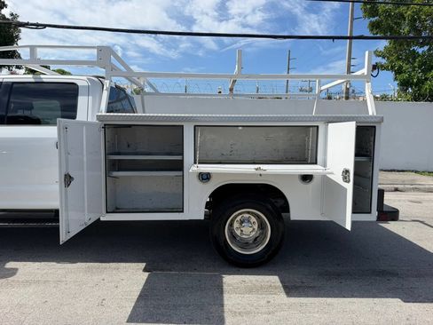 Used 2021 Ford F350 XLT AWD/4WD image 13