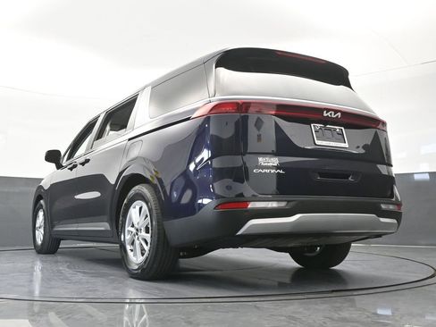 Used 2024 Kia Carnival LX FWD image 59