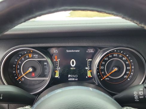 Used 2021 Jeep Wrangler Unlimited Sahara image 27