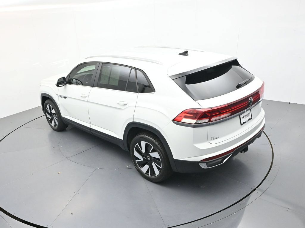Used 2024 Volkswagen Atlas Cross Sport SE AWD/4WD image 21