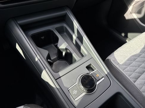 Certified 2025 Volkswagen Tiguan S image 46