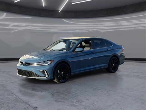 New 2026 Volkswagen Jetta SE image 3