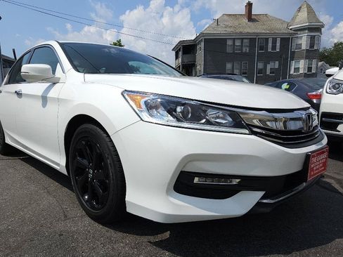 Used 2016 Honda Accord EX image 8