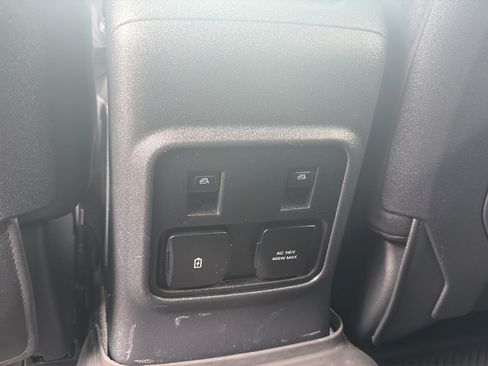 Used 2022 Ford Bronco Badlands AWD/4WD image 35