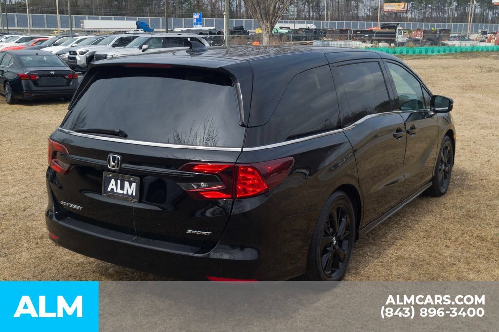 Used 2023 Honda Odyssey Sport image 5