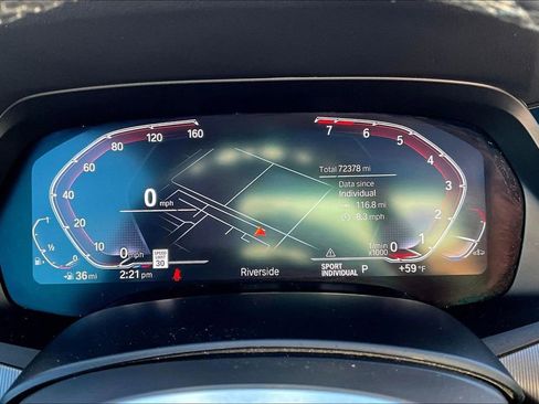 Used 2022 BMW X6 xDrive40i w/ M Sport Package image 19