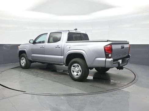 Certified 2022 Toyota Tacoma SR image 5