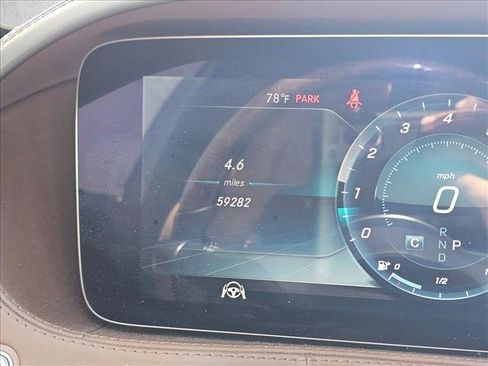 Used 2018 Mercedes-Benz S 560 4MATIC Sedan image 22