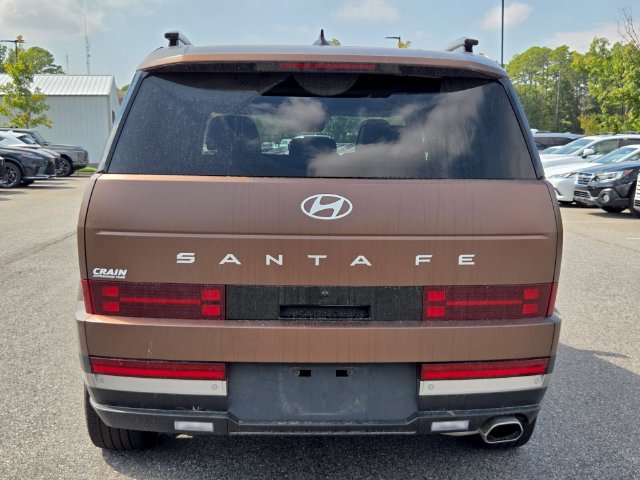 Used 2025 Hyundai Santa Fe Limited FWD image 4