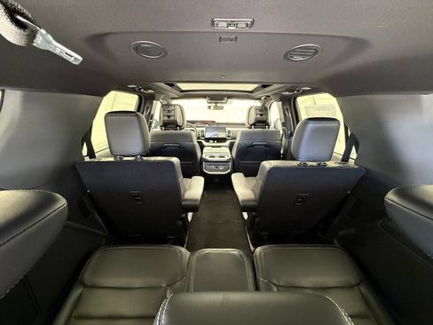 New 2027 Ford Expedition Platinum w/ Stealth Performance Package AWD/4WD image 37