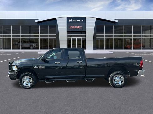 Used 2016 RAM 3500 Tradesman w/ Chrome Appearance Group image 2