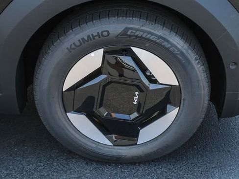 New 2026 Kia EV9 Wind image 29