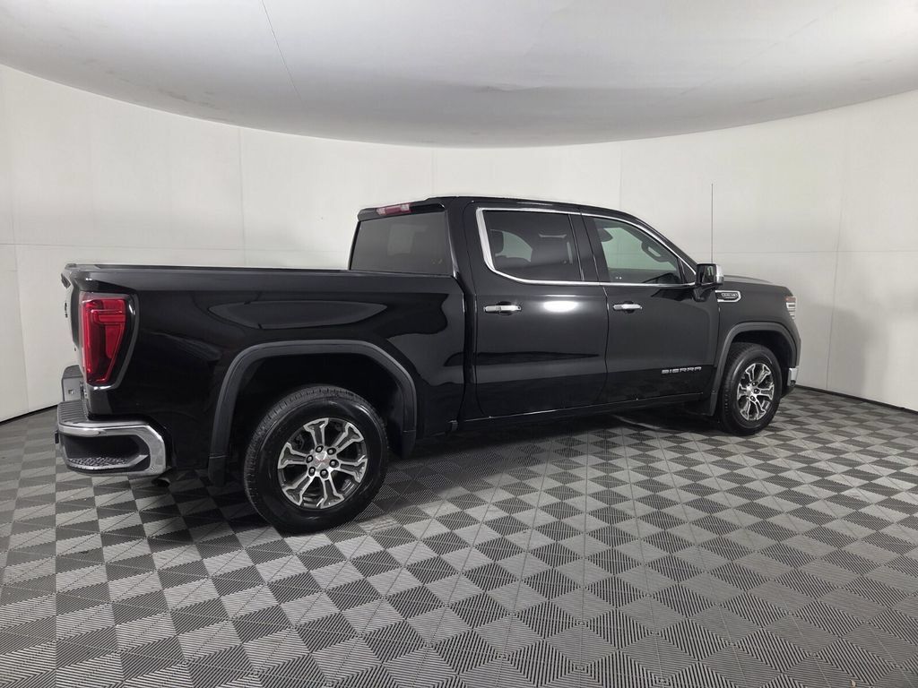 Used 2025 GMC Sierra 1500 SLT RWD image 5