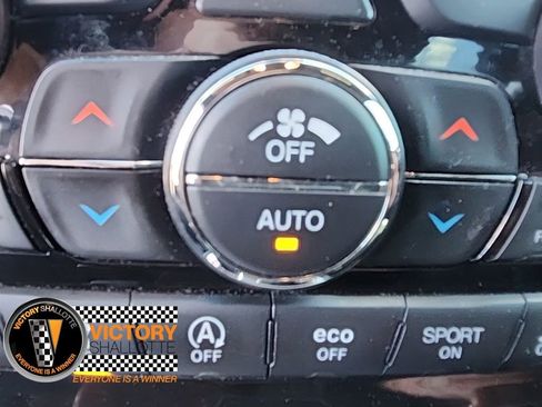 Certified 2022 Jeep Grand Cherokee Laredo X image 8