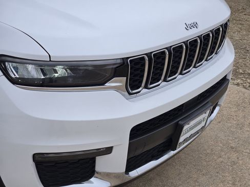 Used 2021 Jeep Grand Cherokee L Limited w/ Trailer Tow Group (B) image 12