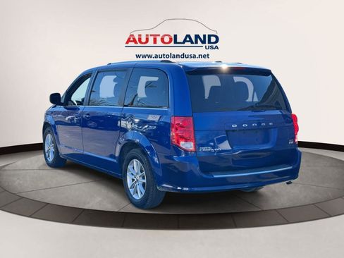 Used 2019 Dodge Grand Caravan SXT image 5