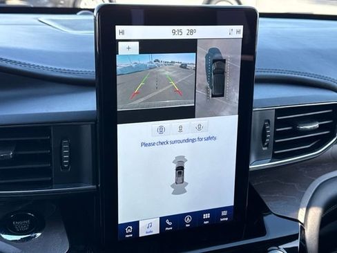 Used 2023 Ford Explorer Platinum w/ Technology Package image 26